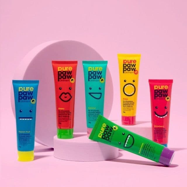 Живильний бальзам для губ з олією папаї Pawpaw 4