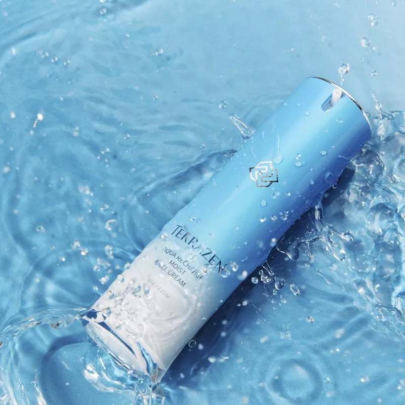 Інтенсивно зволожуючий крем-гель з гіалуроновим комплексом TERRAZEN AQUA RECHARGE MOIST GEL CREAM, 50 мл 2