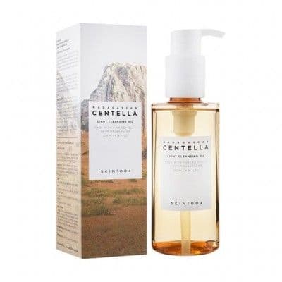 Легка очищуюча олія з екстрактом центелли азіатської Skin 1004 Madagascar Centella Light Cleansing OIl 