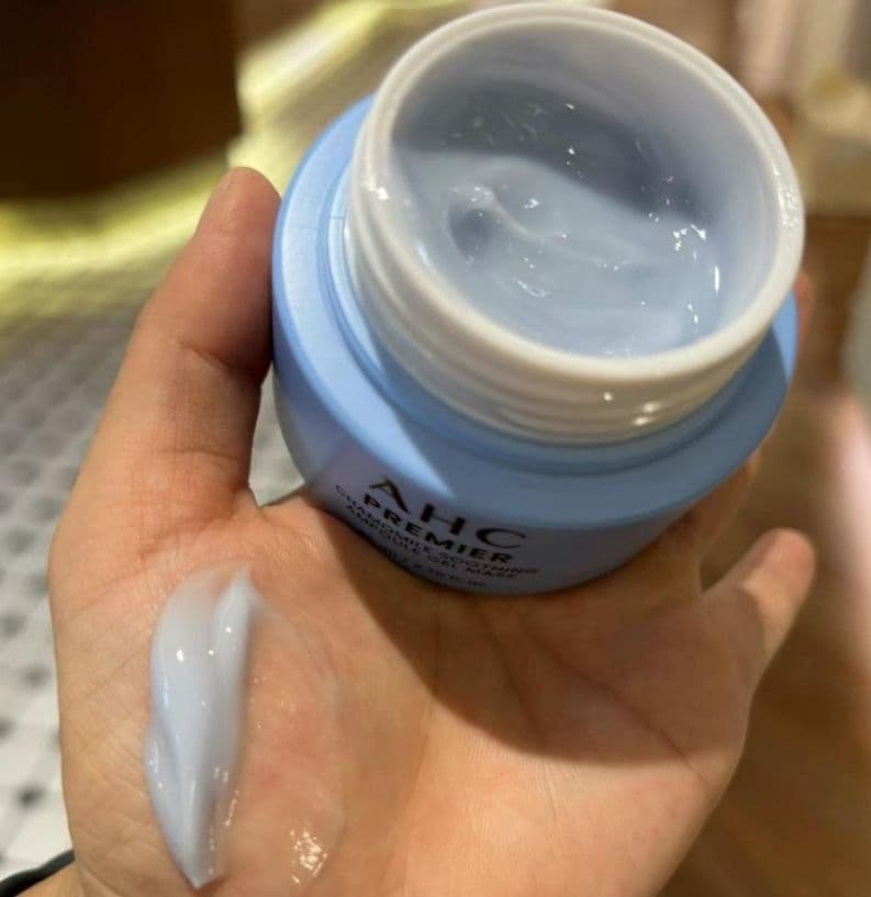 Ультразволожувальна омолоджуюча нічна маска з ромашковою водою АНС Premier camomile soothing mask 2