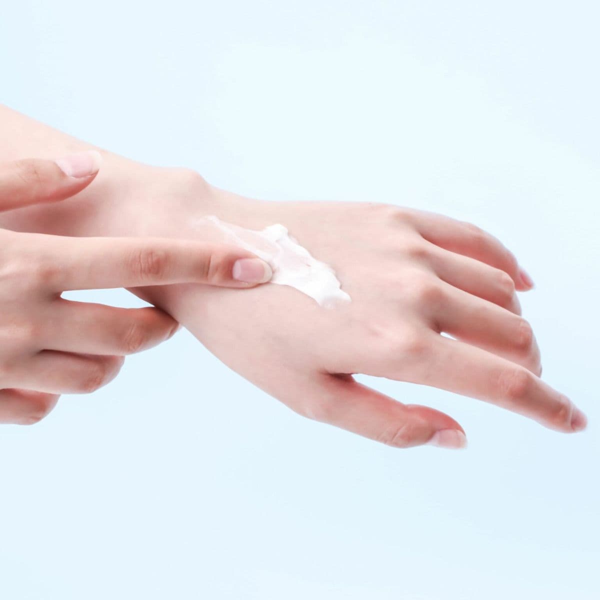 Зволожуючий крем для рук ROUND LAB Birch Juice Hand Cream  2