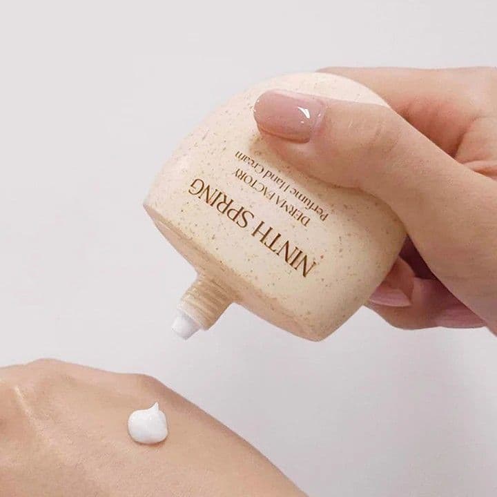 Парфумований крем для рук DERMA FACTORY Hand Cream Ninth Spring