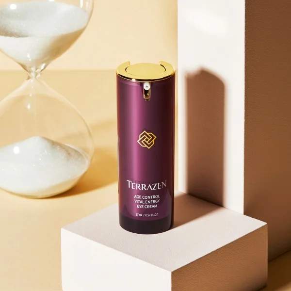 Омолоджуючий крем з природним комплексом проти зморшок навколо очей TERRAZEN AGE CONTROL VITAL ENERGY EYE CREAM 3