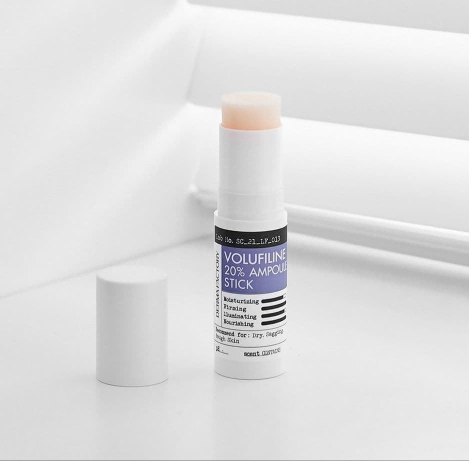 Стік-сироватка проти зморшок для пружності обличчя з волюфіліном Derma Factory Volufiline 20% Ampoule Stick