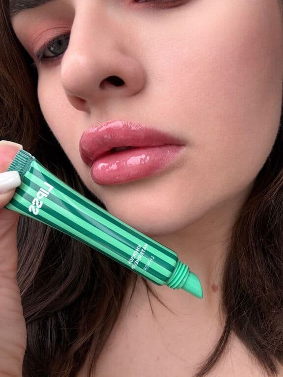Блиск для губ Lipss Lipper "Херсонський кавун" Kherson Watermelon 3