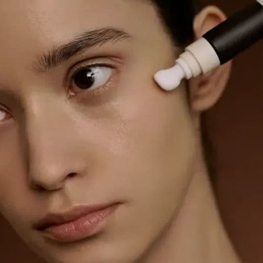 Омолоджуючий крем для шкіри навколо очей з бакучіолом Skin 1004 Madagascar Centella Probio-Cica Bakuchiol Eye Cream 3