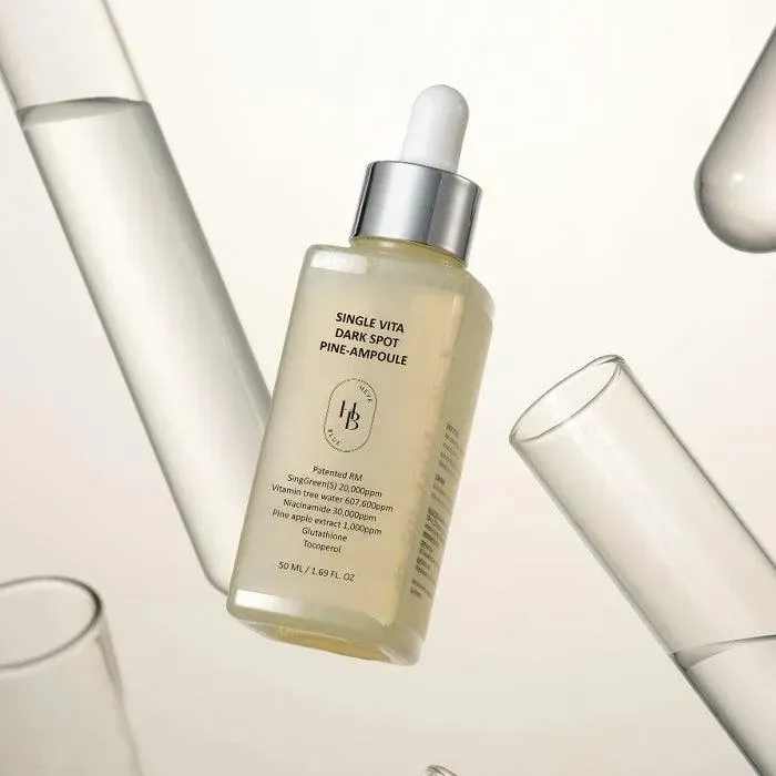 Освітлювальна сироватка для сяйва шкіри HEVEBLUE Single Vita Dark Spot Pine Ampoule 3