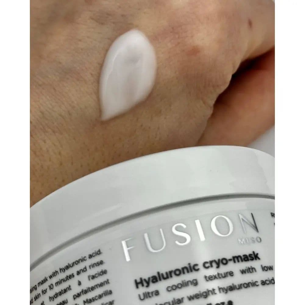 Кріомаска з ультранизькомолекулярною гіалуроновою кислотою Fusion MESO Hyaluronic Cryo-Mask для омолодження і зволоження шкіри 3