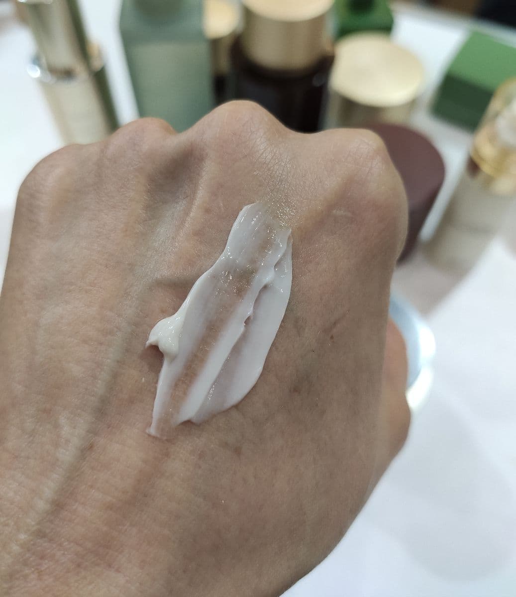 Інтенсивний оновлюючий та ущільнюючий крем Koy Solid Platinum NMN Youth Renewal Cream 4