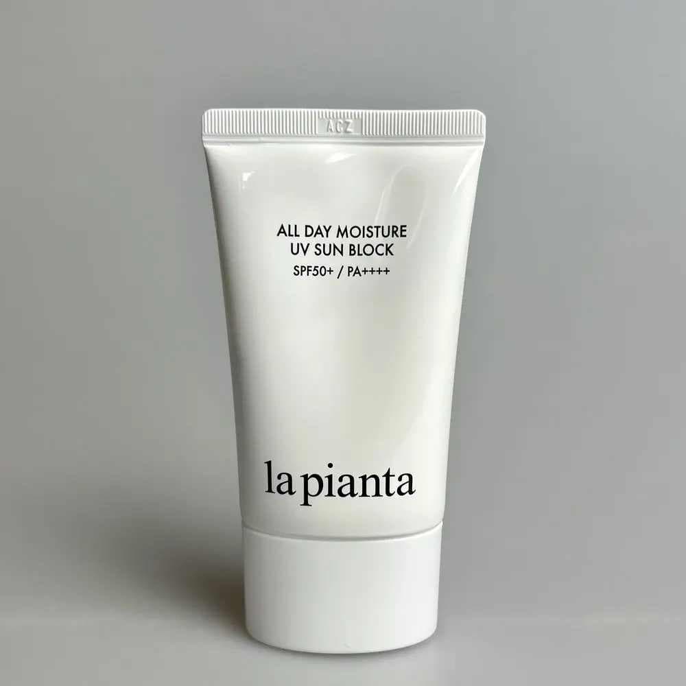 Сонцезахисний зволожуючий крем для чутливої шкіри All Day Moisture Sun Block 4