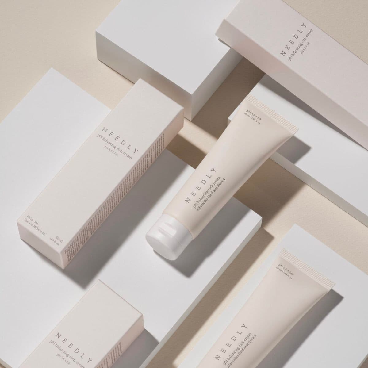 Інтенсивний зволожуючий крем з екстрактом гриба Альбатрелус Needly pH Balancing Rich Cream 3