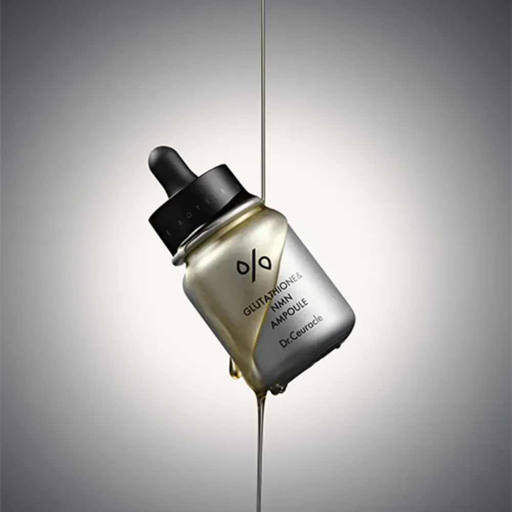 Освітлювальна антивікова сироватка з глутатіоном та NMN Dr.Ceuracle Glutathione & NMN Ampoule