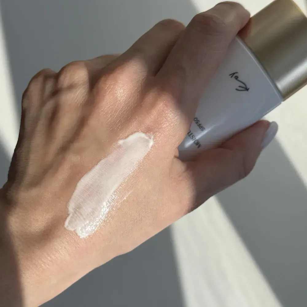 Протеїновий сонцезахисний крем Koy Solid Moisture Sun Cream 2