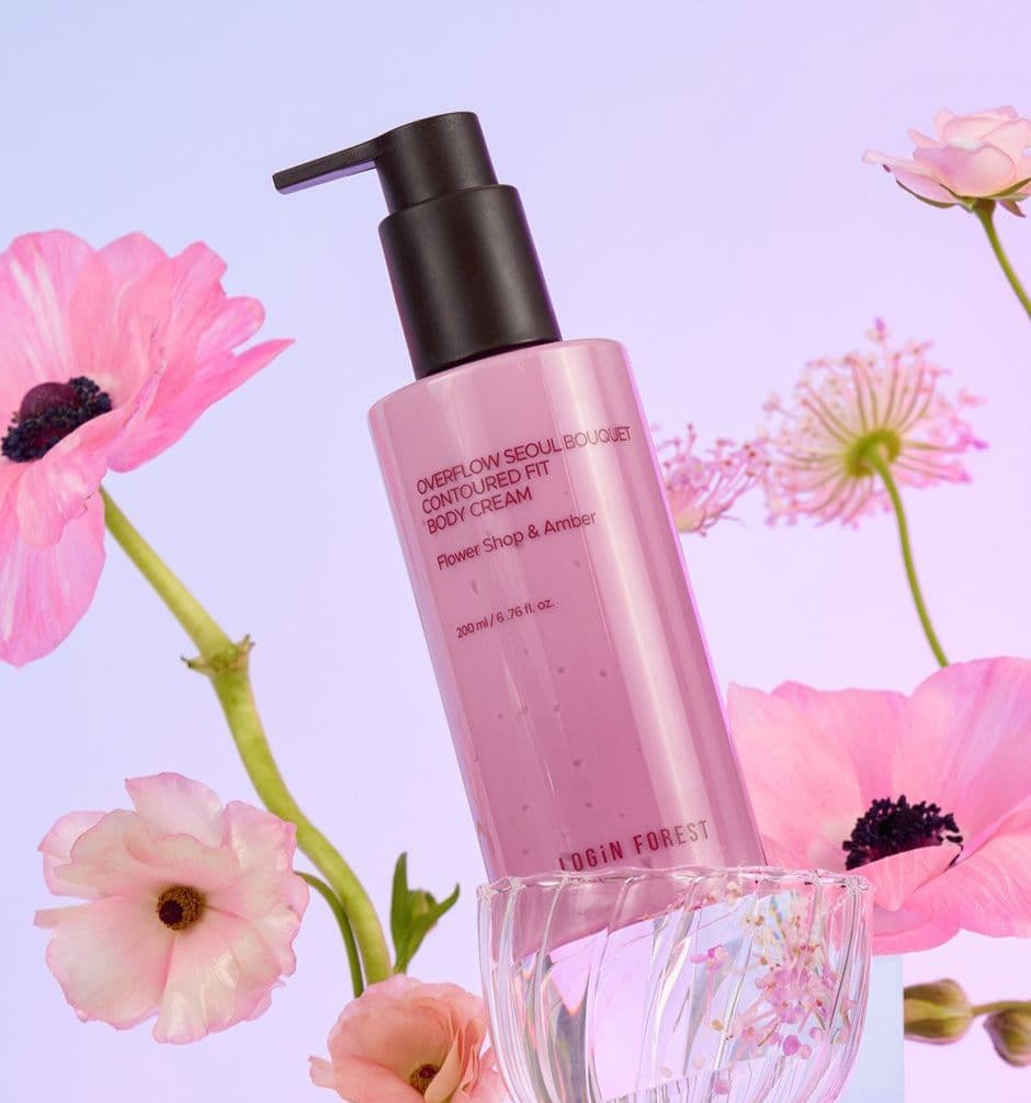 Парфумований крем-лосьйон для тіла з ефектом ліфтингу LOGIN FOREST Overflow Seoul Bouquet Contoured Fit Body Cream Flower Shop & Amber