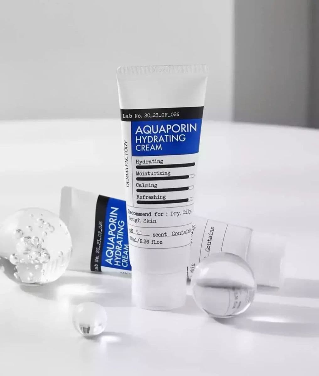 Зволожуючий гель-крем з активатором аквапоринів DERMA FACTORY Aquaporine Hydrating Cream 2