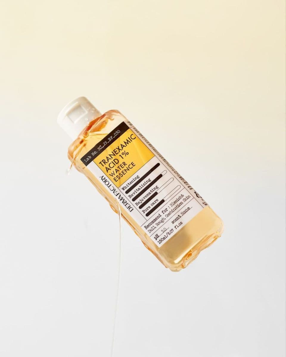 Освітлюючий та балансуючий тонер Derma Factory Tranexamic Acid 1% Water Essence 2