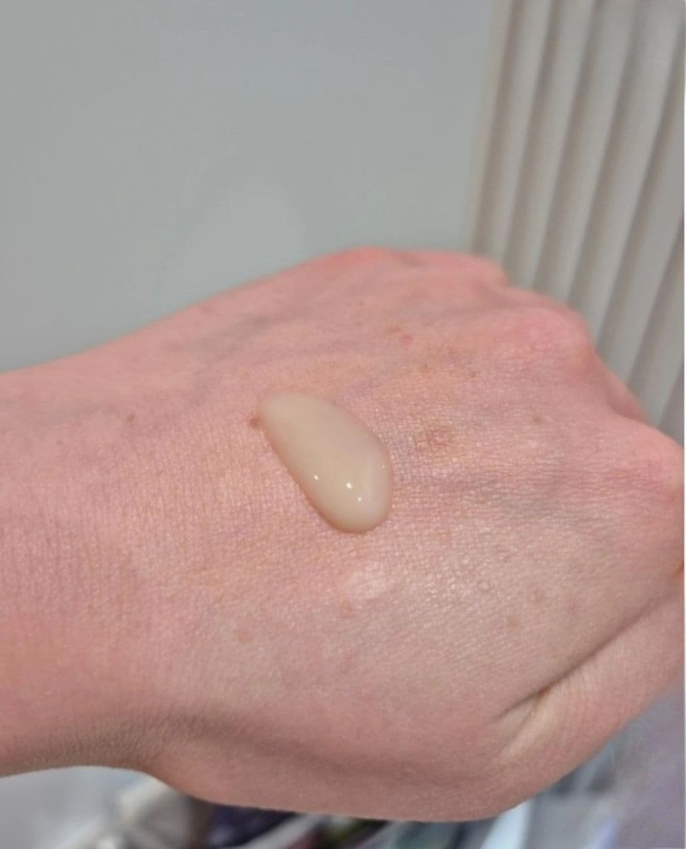 Сироватка для оновлення шкіри Derma Factory NMN 1% Renewing Serum, 30 мл 4