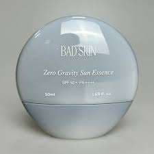 Сонцезахисна есенція для обличчя BAD SKIN Zero Gravity Sun Essence 2
