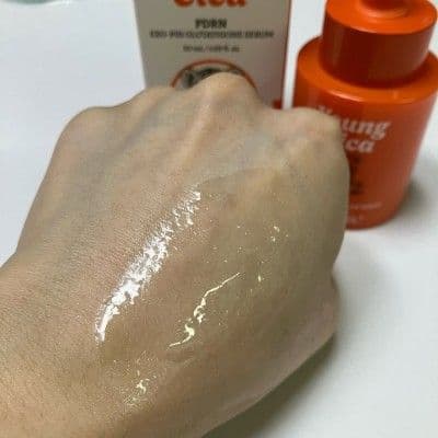 Освітлююча сироватка для обличчя проти плям і веснянок з PDRN і глутатіоном Medi-Peel Young Cica PDRN Exo-pin Glutathione Serum 2