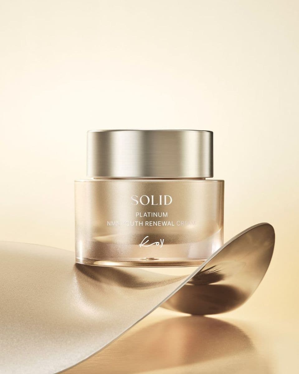 Інтенсивний оновлюючий та ущільнюючий крем Solid Platinum NMN Youth Renewal Cream