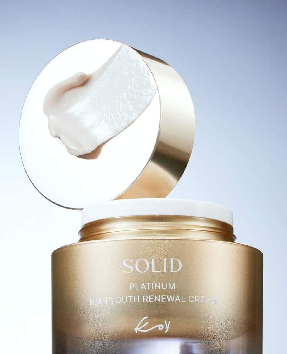 Інтенсивний оновлюючий та ущільнюючий крем Solid Platinum NMN Youth Renewal Cream 3