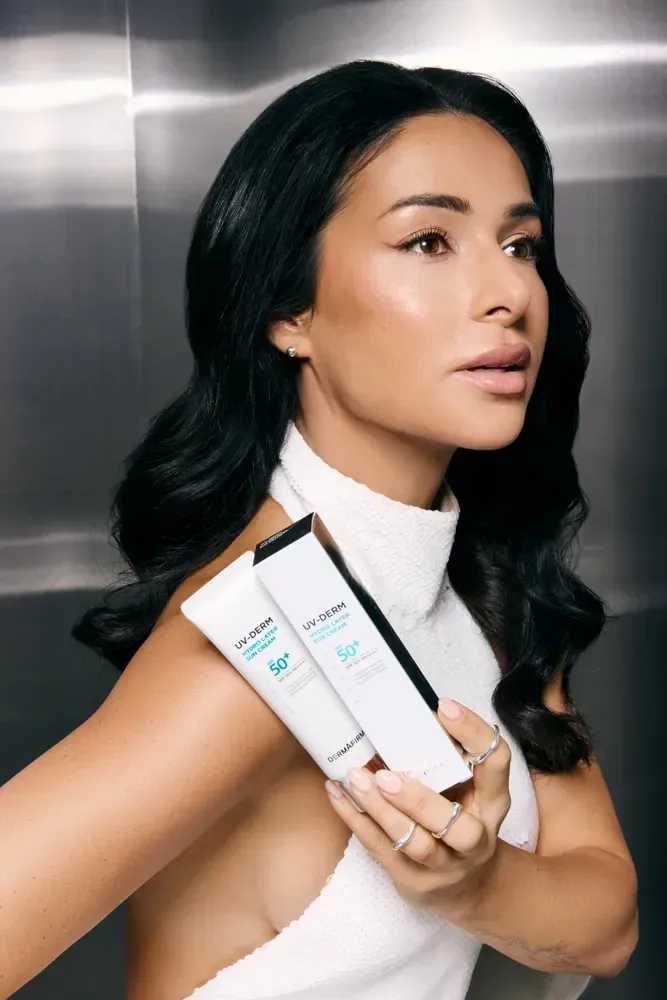 Зволожуючий сонцезахисний крем з SPF - UV-Derm Hydro Layer Sun-cream SPF 50+ 2