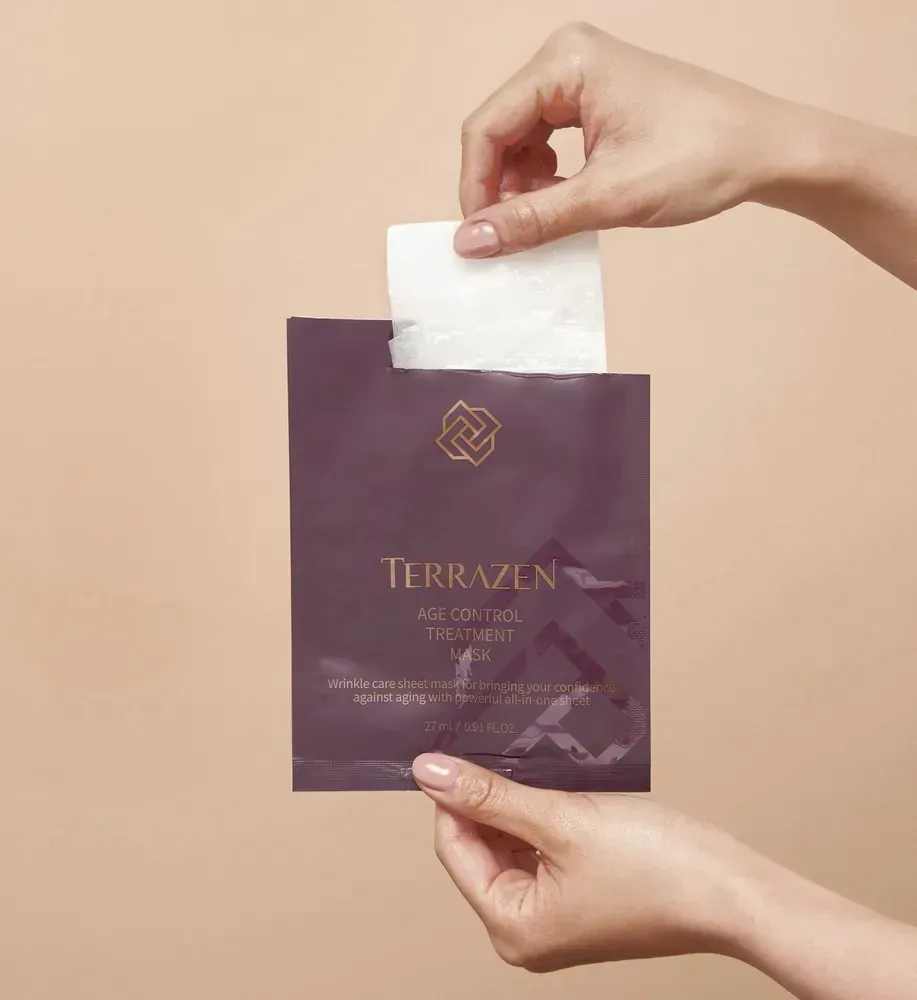 Омолоджуюча живильна тканинна маска з природним комплексом проти зморшок TERRAZEN AGE CONTROL TREATMENT MASK, 1 штх27мл 2